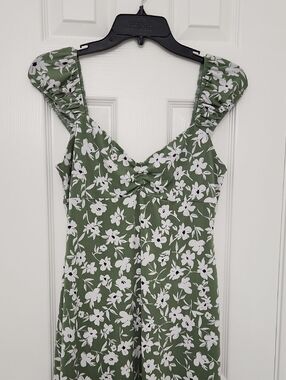 Windsor Olive & White Floral V-Neck Sundress